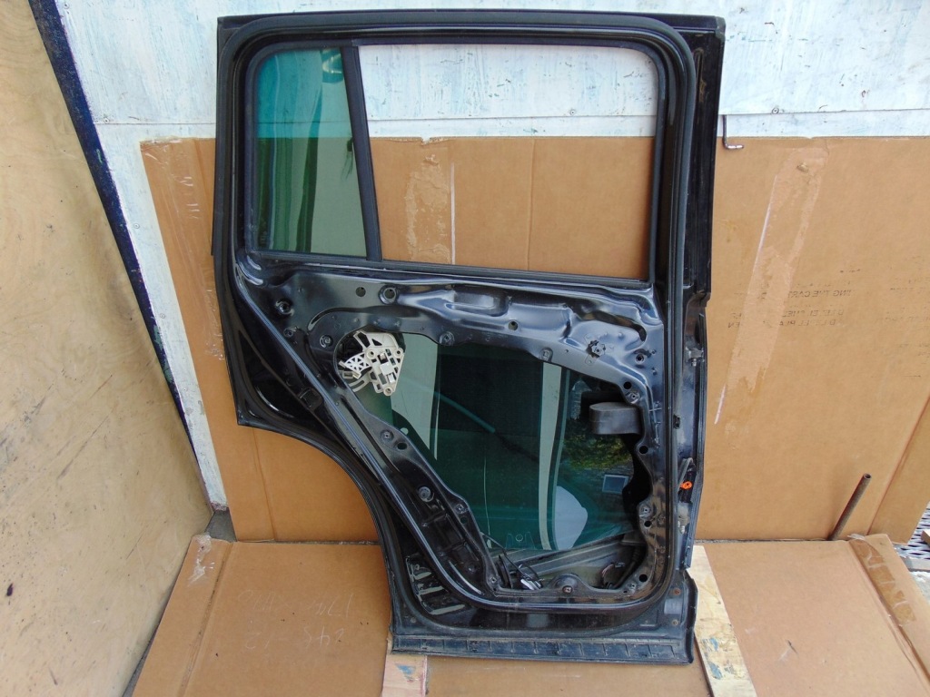 Двері лівий задня vw tiguan 1 r-line lc9x Оригінал