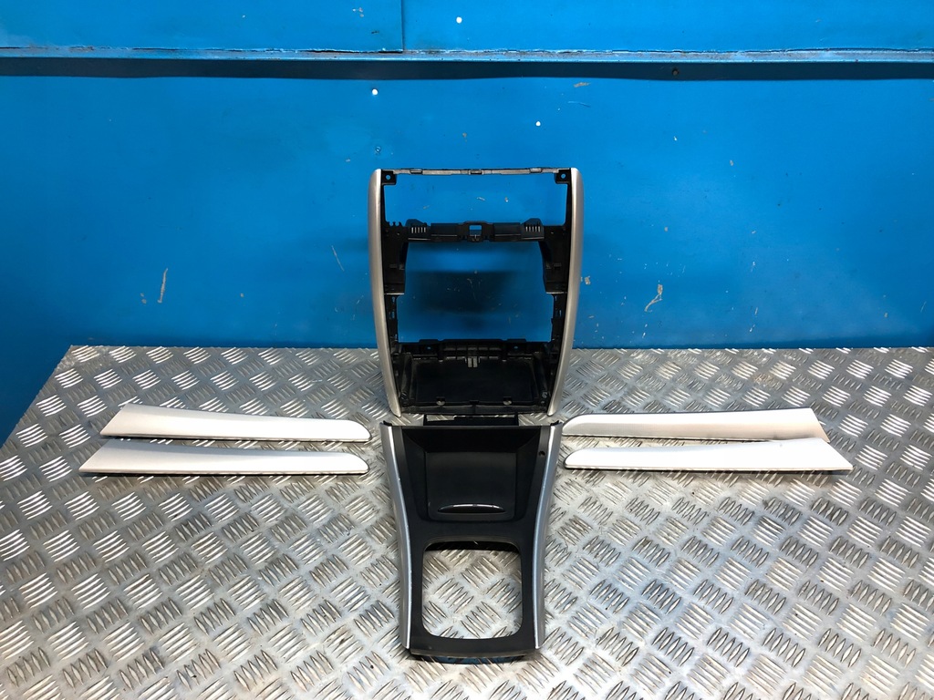 фото №1, Mercedes w169 накладки декоративные декоры aluminiowe комплект рамка радио