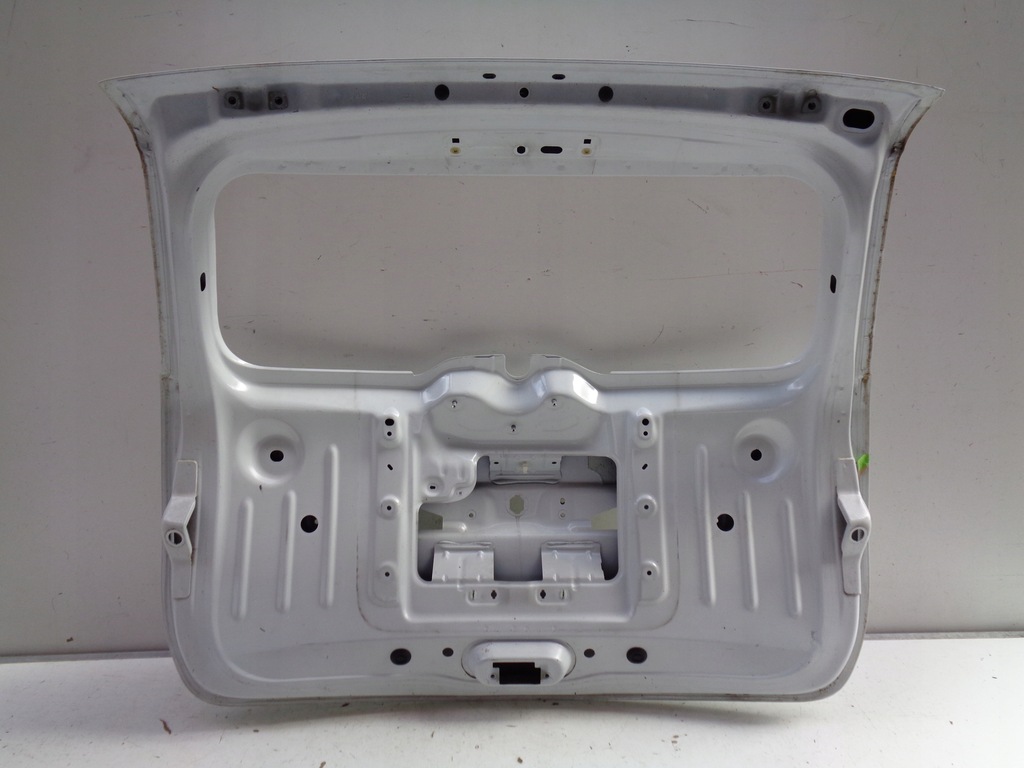 фото №6, Крышка багажника задняя dacia logan 12- mcv nr 41045