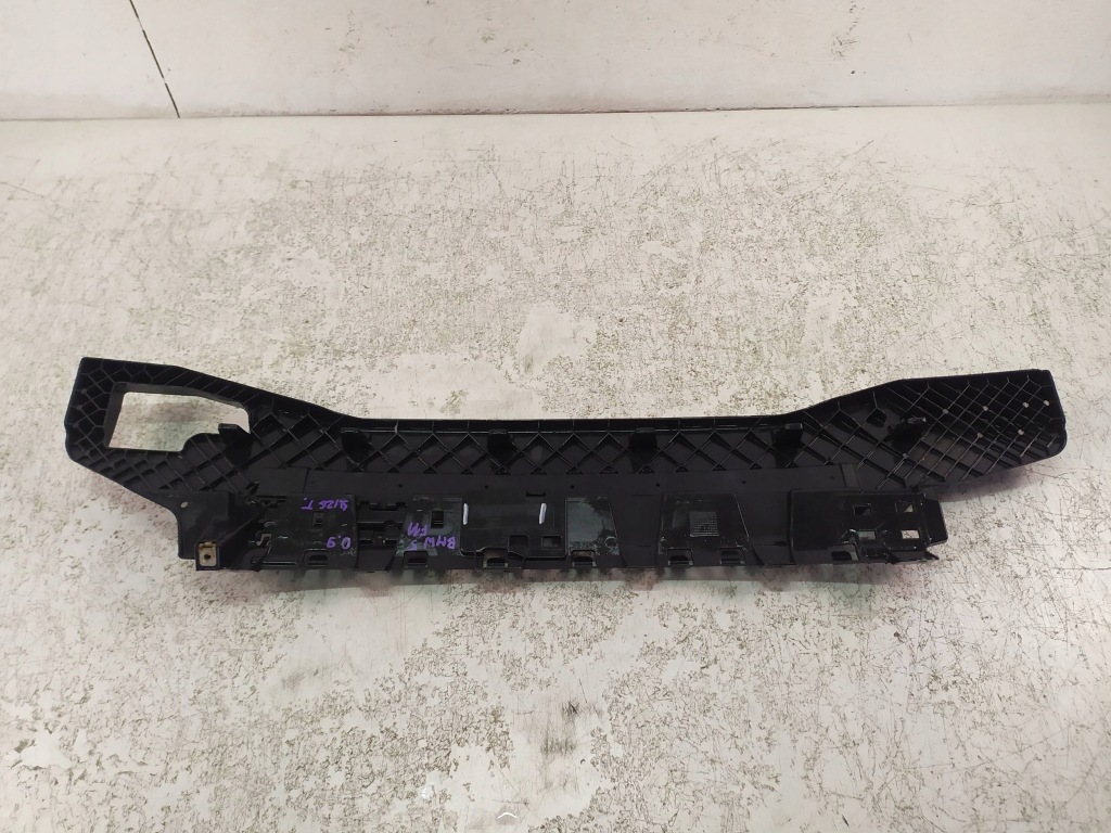 Напрямна кронштейн балка задній bmw 5 f11 7299972 Київ