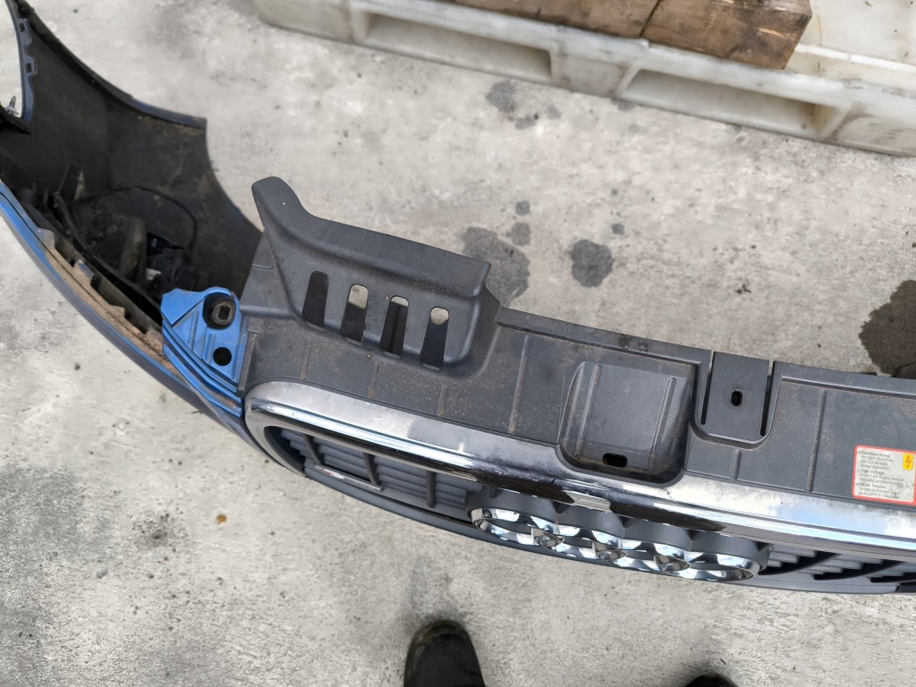 Бампер перед kompletny audi a4 b7 s line lz5c do ремонт !!! Оригинал