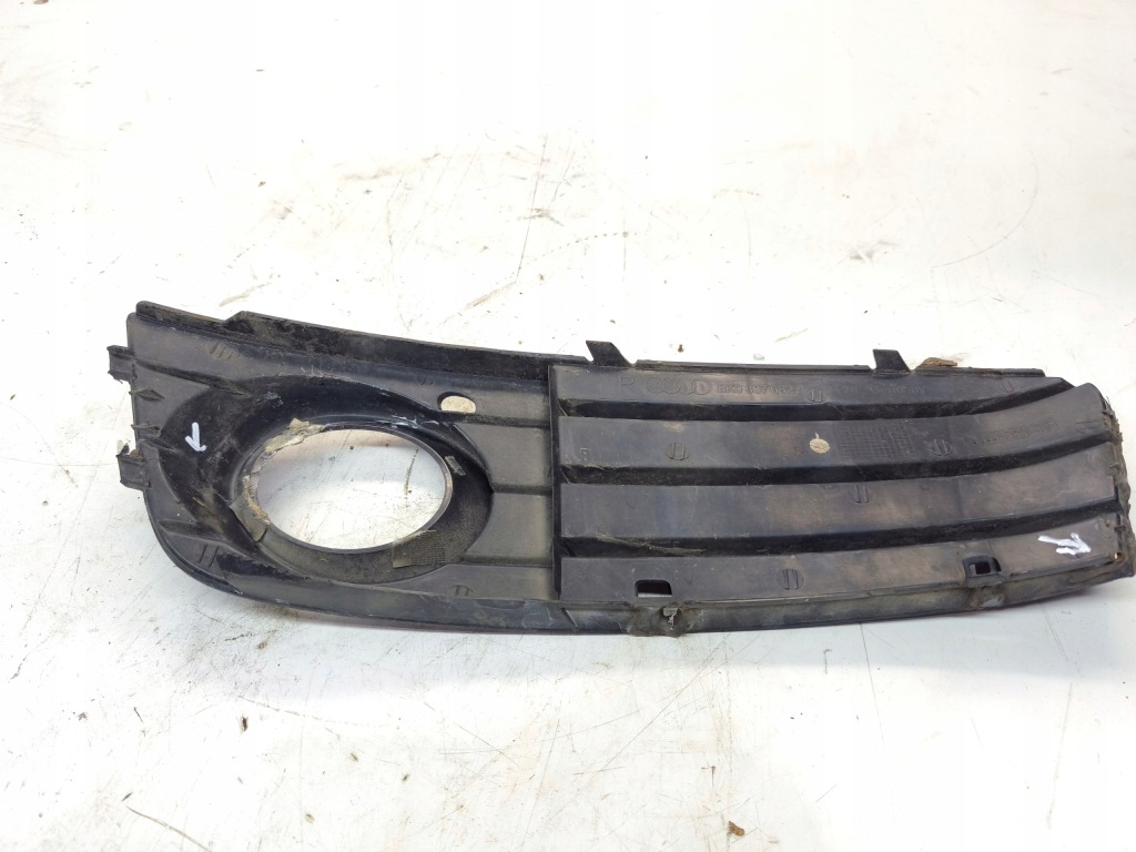 Решётка решётка радиатора бампера правая audi a4 b8 8k0807682a Недорого