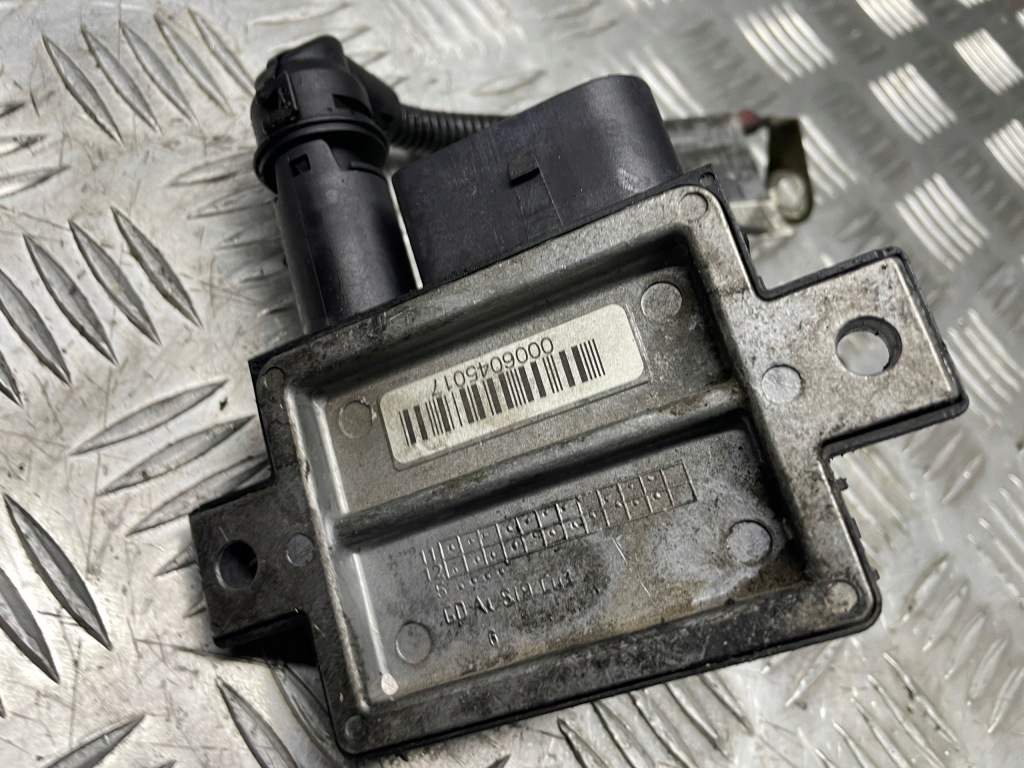 Блок керування свічка розжарювання 780120003 bmw e60 lift 2,0d Зі Шроту