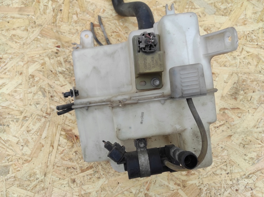 Бак омывателя lexus rx ii Оригинал