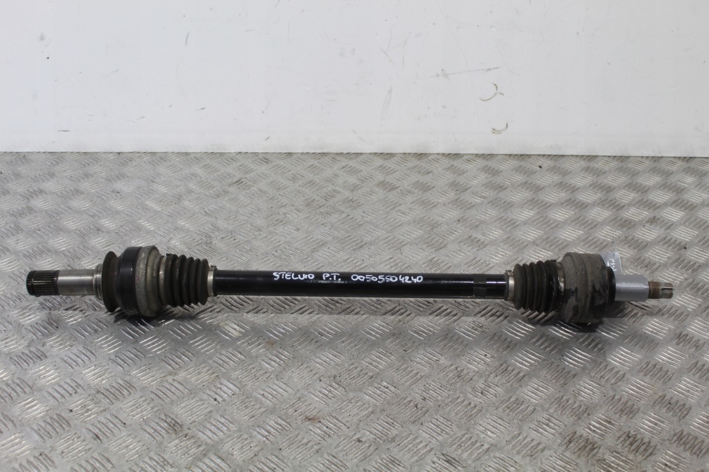 фото №1, Приводной вал правый задняя stelvio 00505504240