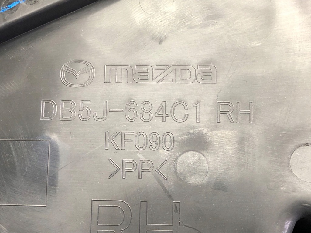 фото №5, Обшивка дверь правый перед mazda 2 dl хэтчбек обивка