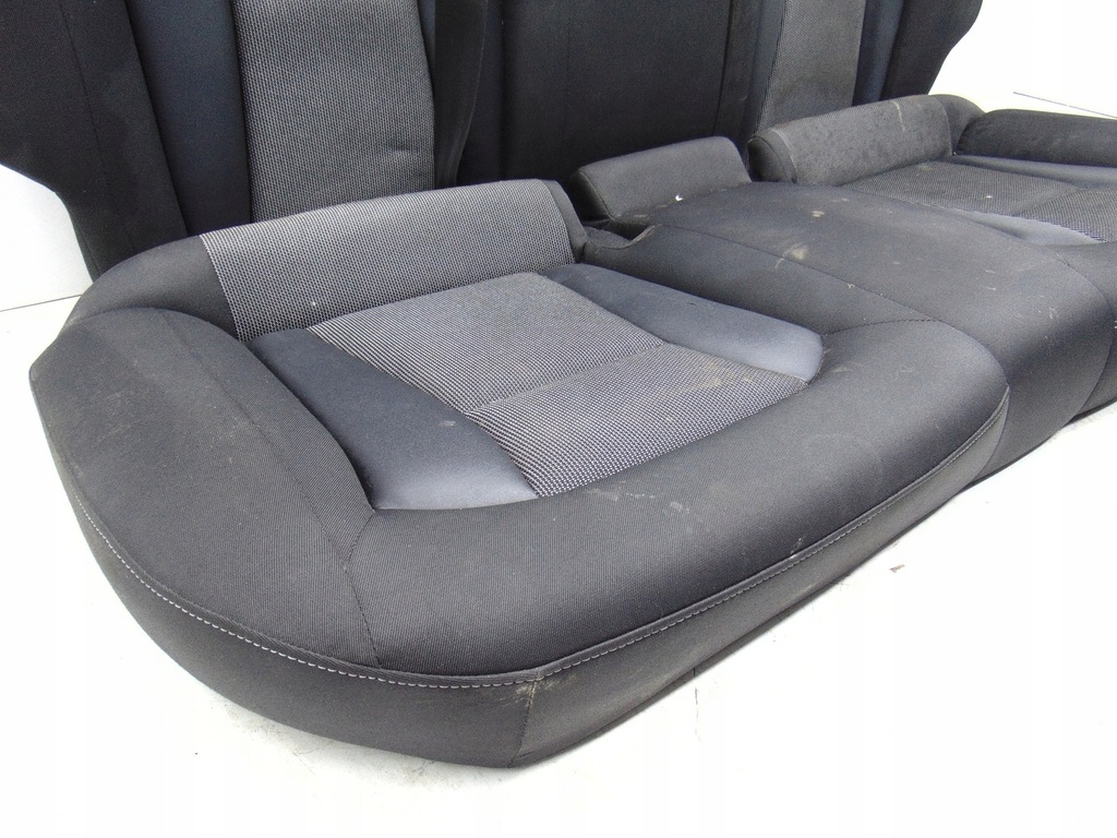 фото №10, Сиденья перед задняя комплект заднее сиденье audi a1 8x 5d 5 - дверь