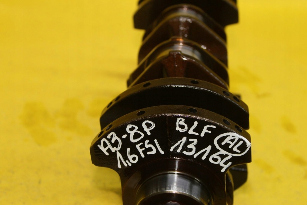 Wał коленчатый 03cak golf v a3 8p blf 1.6 fsi Цена