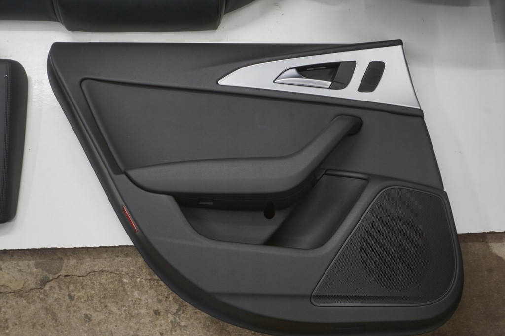 фото №14, Audi a6 c7 sedan s-line сидіння заднє сидіння підігрів