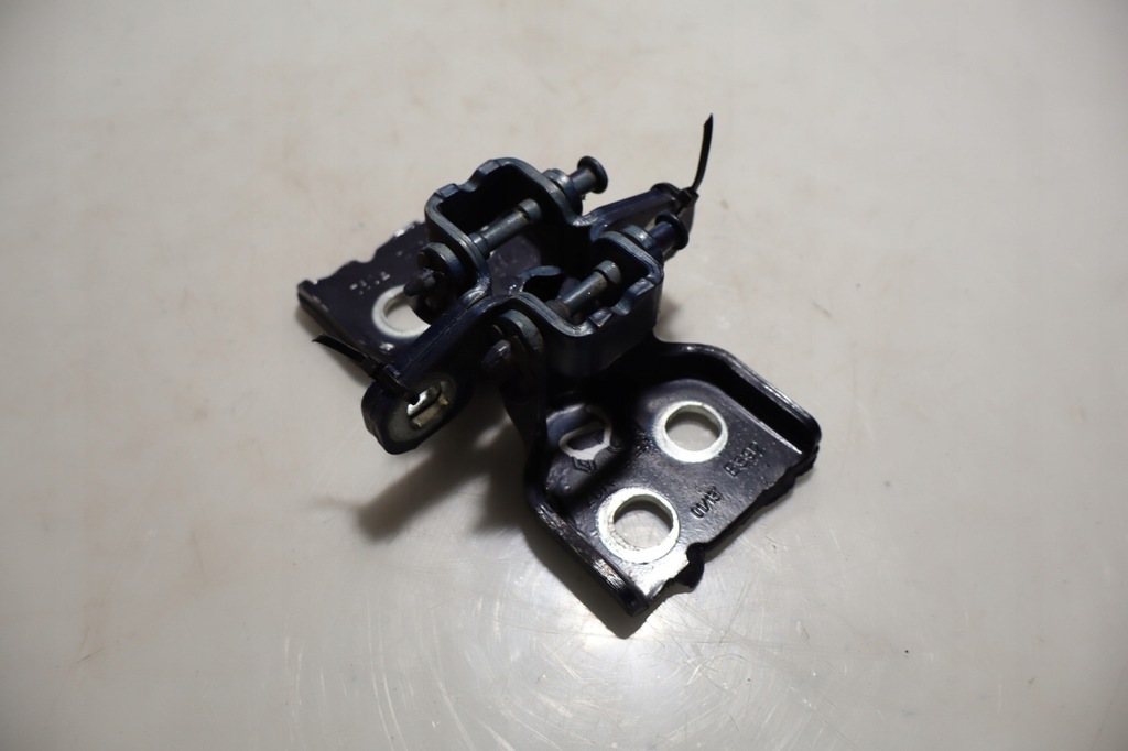 фото №3, Петлі двері правий задня dacia lodgy