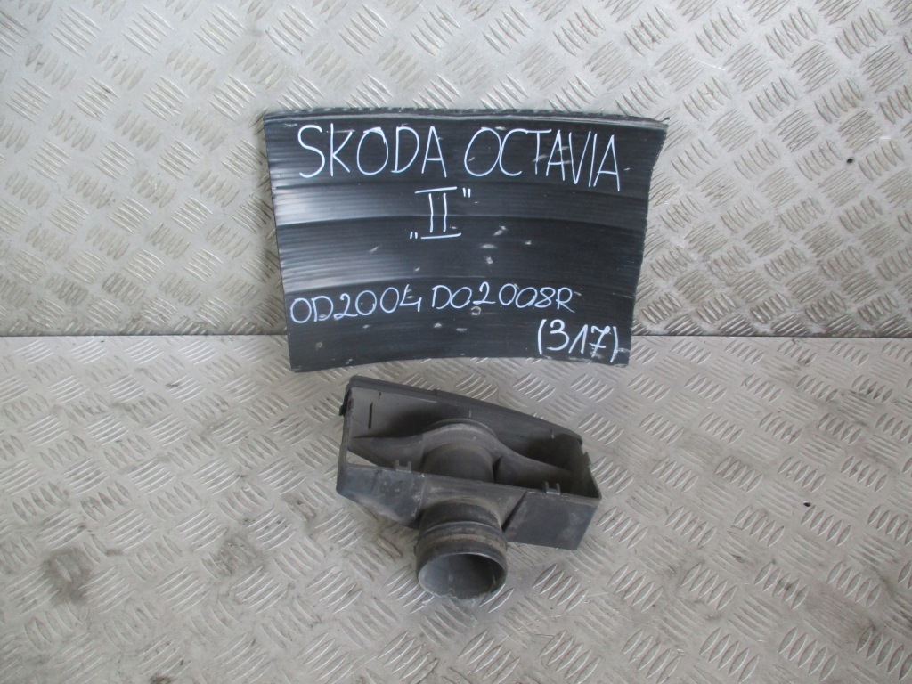 фото №1, Воздухозаборник воздуха труба 1k0805962 skoda octavia ii 04-08r. hb