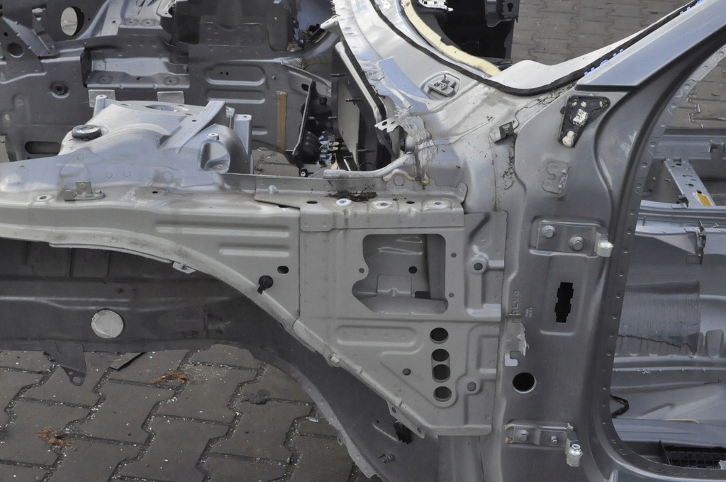 фото №3, S60 iii v60 ii чверть лівий перед лонжерон