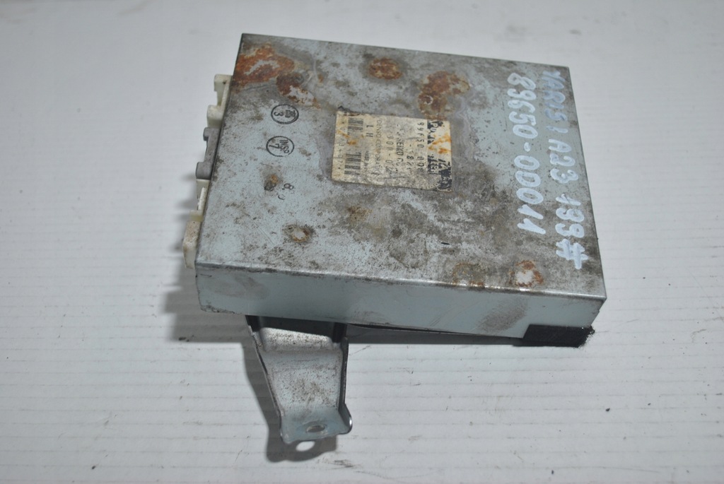 фото №5, Блок керування підсилювача toyota yaris i 89650-0d011