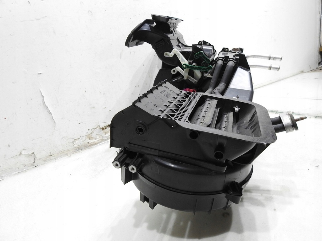 фото №7, Отопитель кондиционер audi a4 b7 2.0 tdi 8e1820005j