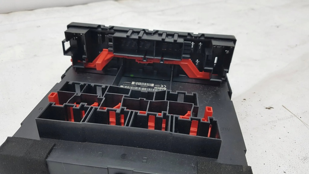 фото №4, Audi a6 c6 модуль блок управления бортовой сетью