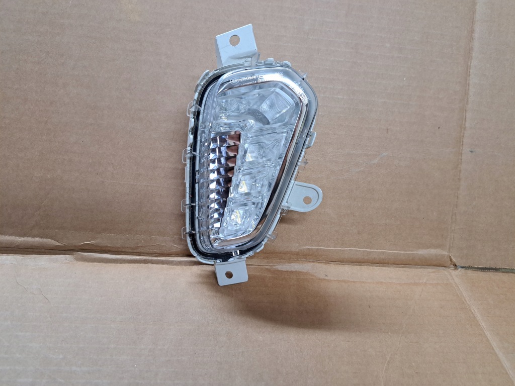 фото №1, Volvo v40 12- cross country противотуманная фара правый led новый