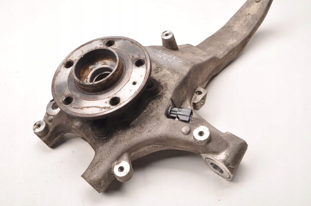 фото №6, Volvo xc60 ii поворотный кулак левая передняя левый перед 32298139