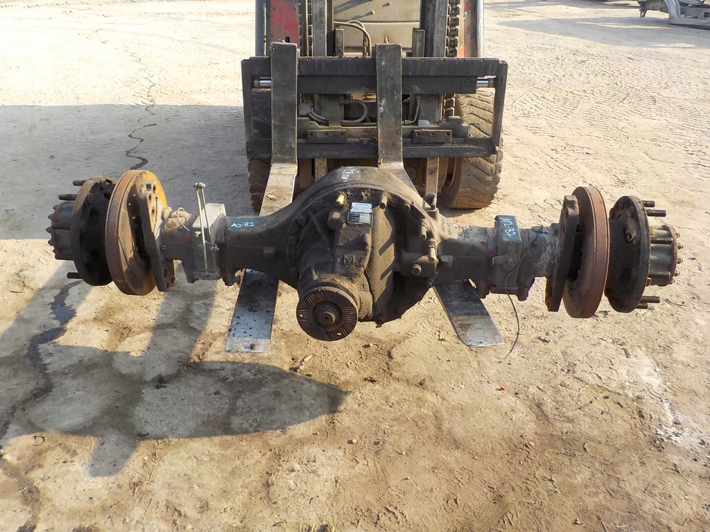 фото №1, Magnum dxi 460 вкладиш міст заднього