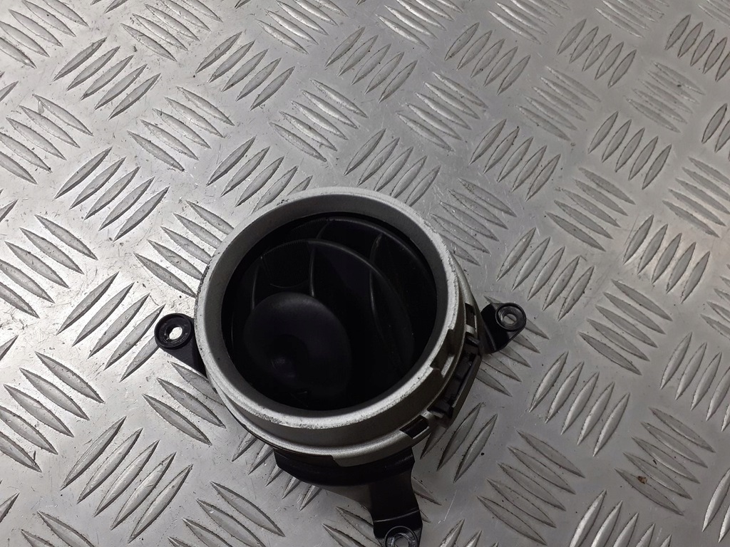 фото №1, Решётка правая обдув ford fiesta mk6