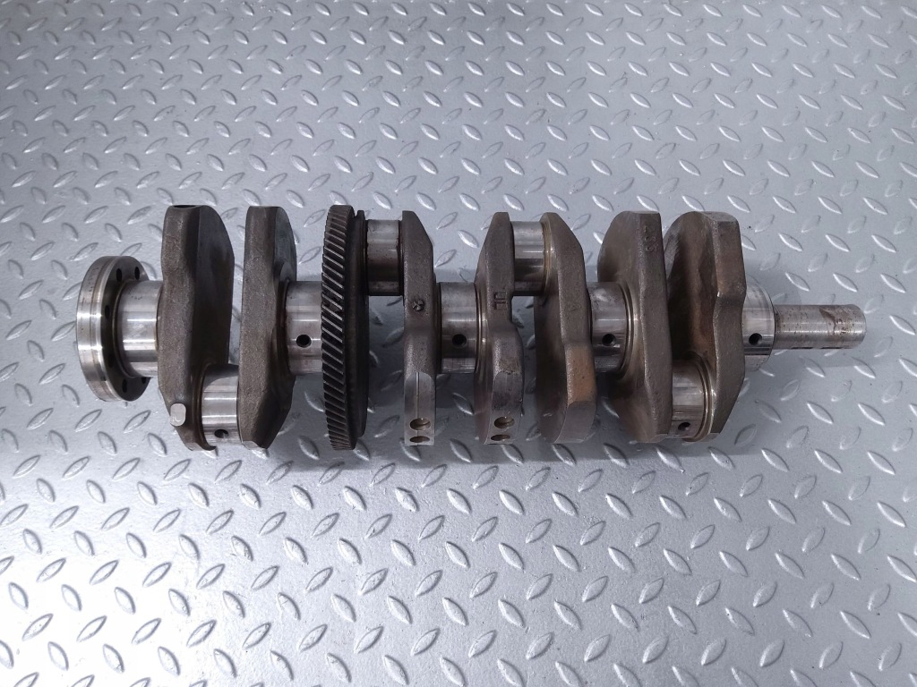 Wał колінчастий mitsubishi outlander mn982369 Недорого