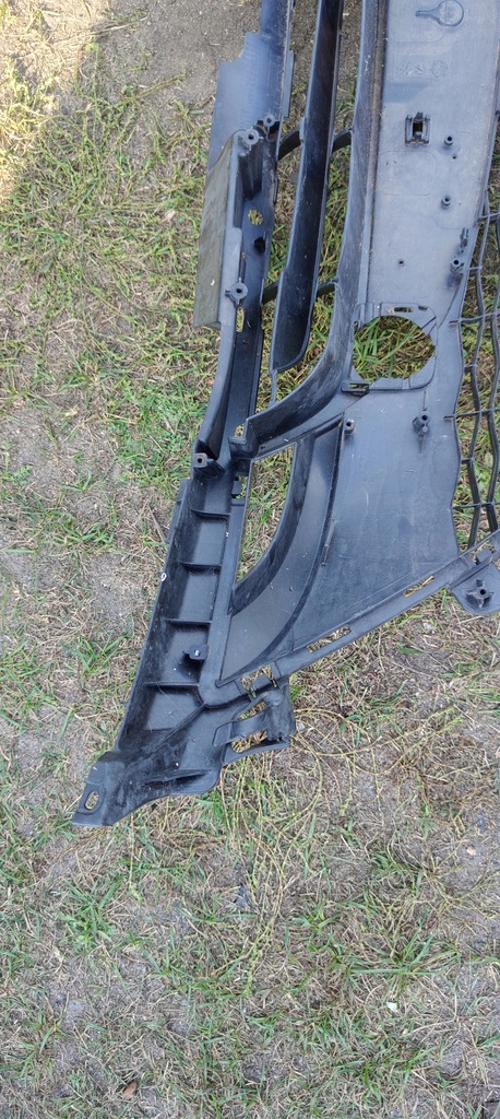 фото №10, Решётка радиатора решётка радиатора бампера mazda 3 ii 08-13 bcw8-501t1