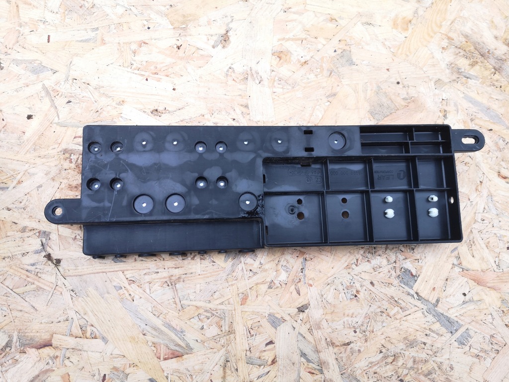 фото №7, Jaguar xj 351 коробка предохранителей