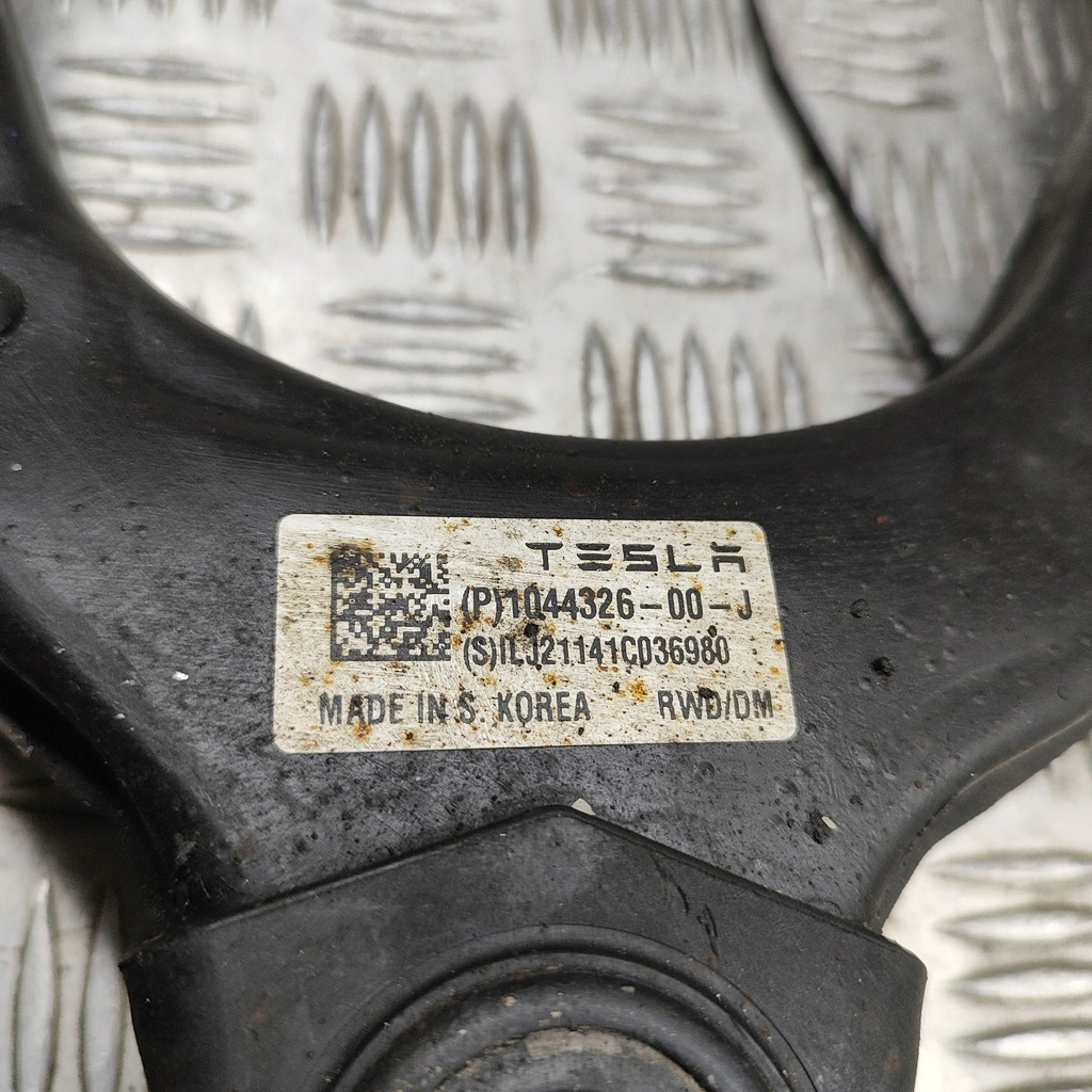 фото №6, Tesla model 3 2021 перед сторона правая верхний рычаг передний