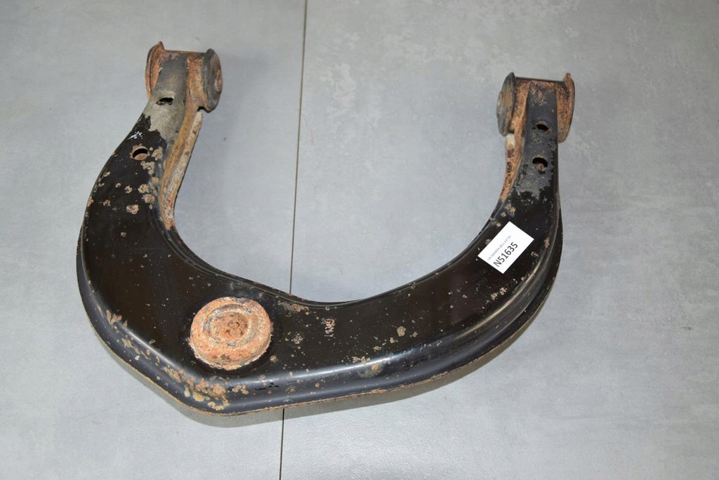 фото №1, Vw amarok рычаг правый 2h0407022b