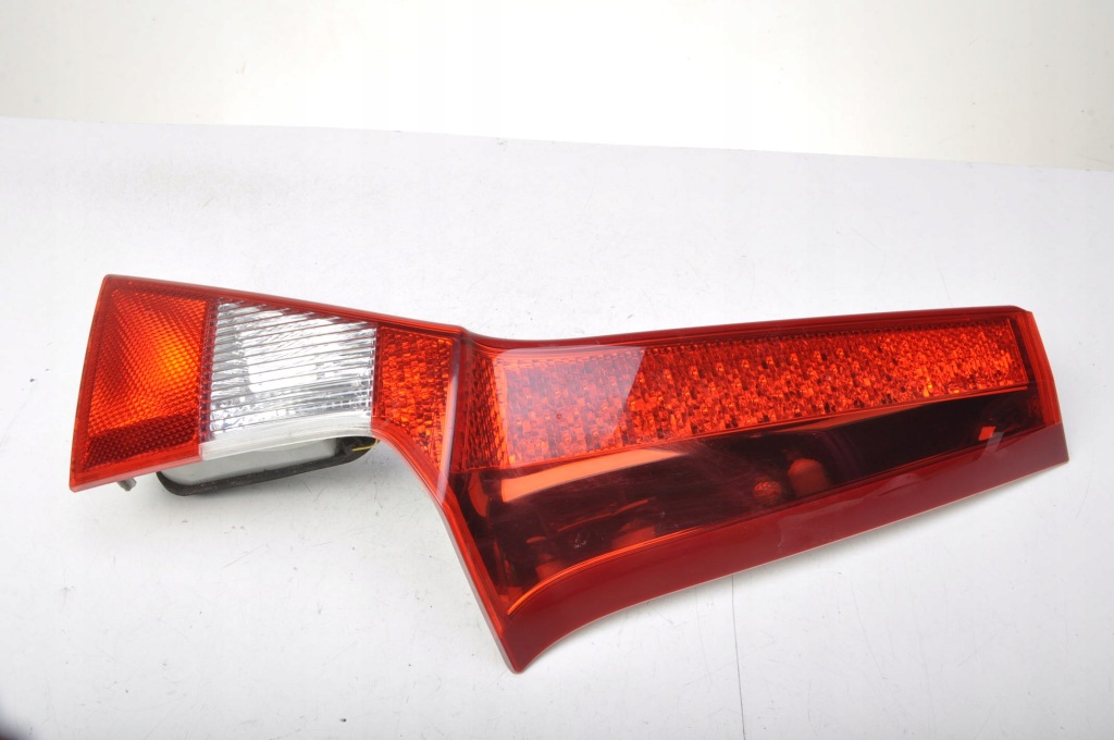 фото №1, Volvo v70 iii лампа правая задняя правый задняя w крышка