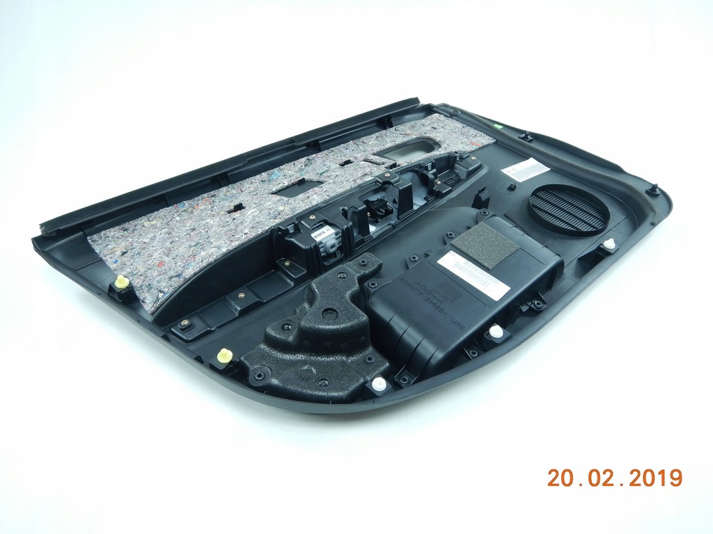 фото №7, Обшивка дверь правый перед mazda 2 dy новый с aso оригинальный номер