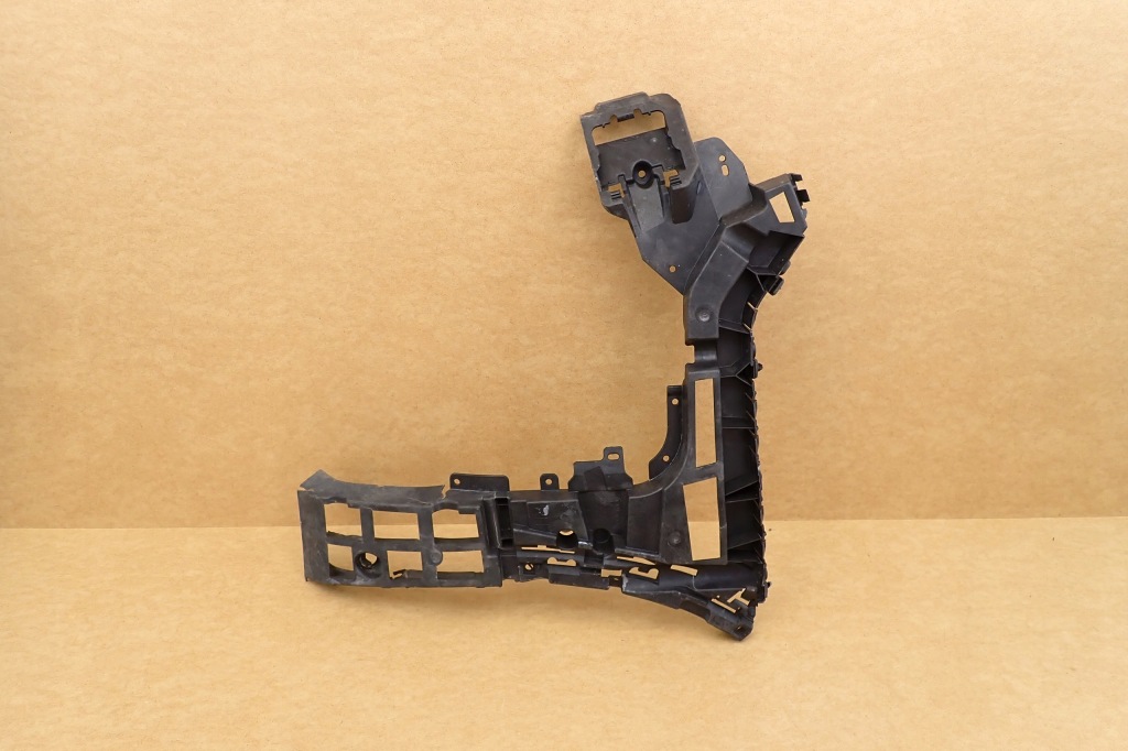 фото №12, Volvo xc90 ii напрямна бампера правий задня задній 31663176