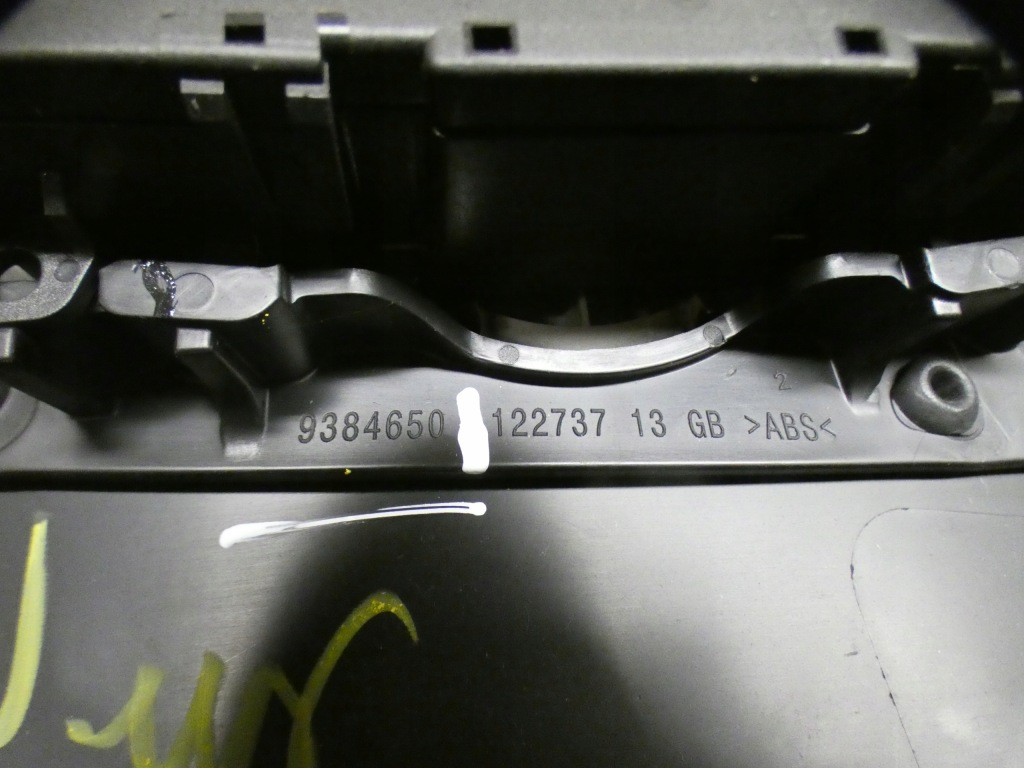 Mini f55 f56 f57 накладка нижня панелі консолі ліва європа 9384650 9865842 Недорого