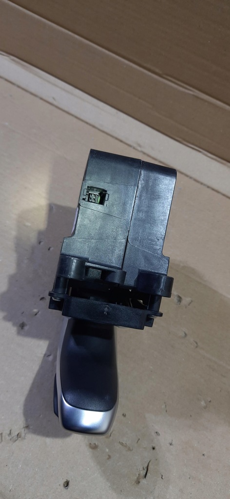 фото №11, Домкрат выборщик передач автоматическая коробка передач 3008 ii 98336270dx