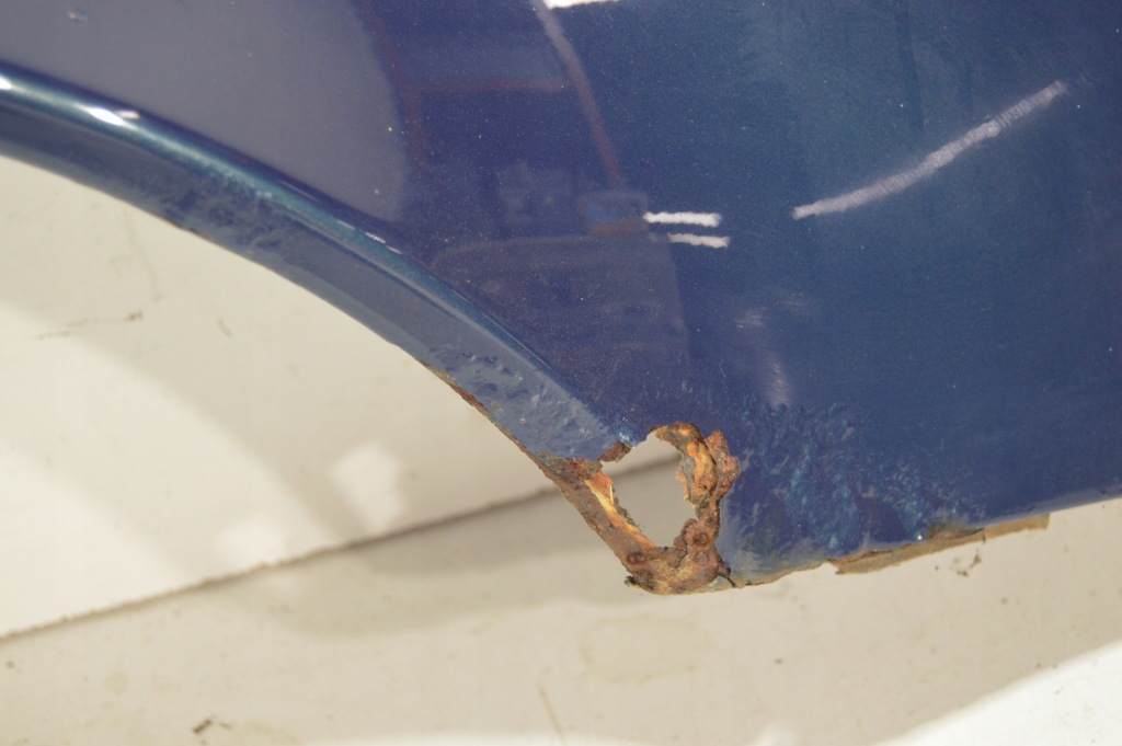 Крыло правый перед mercedes r129 sl 1298800418 в Украине