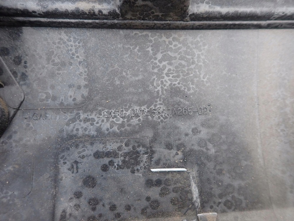 фото №7, Mitsubishi outlander iii 3 lift 15- накладка крышки