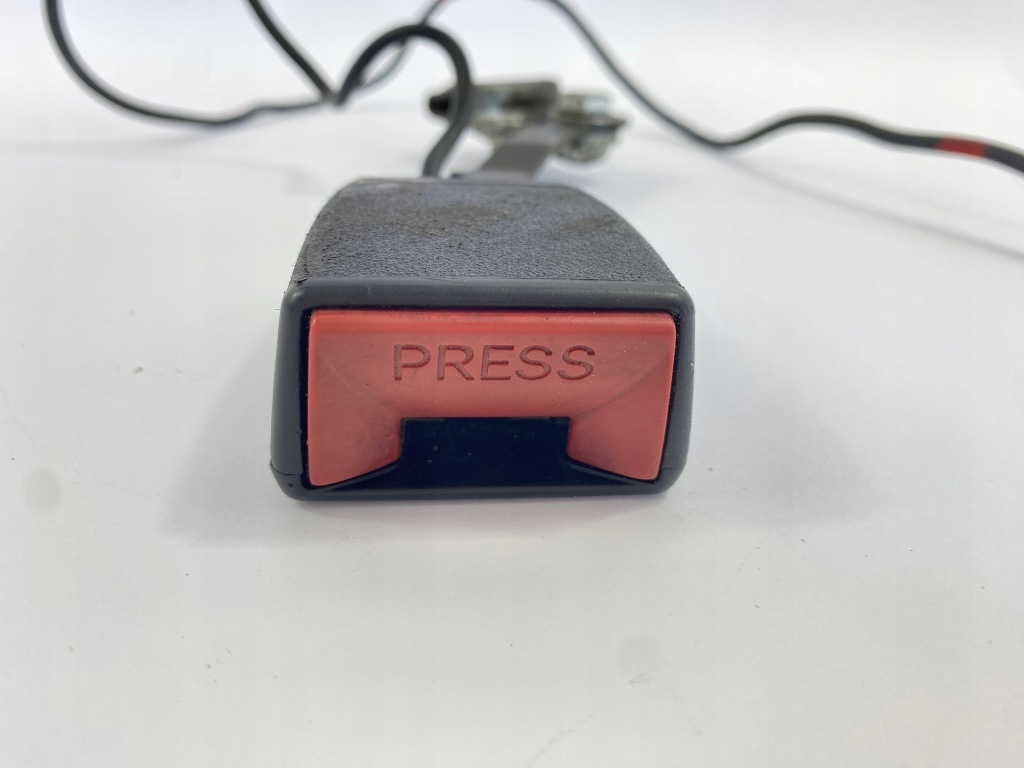 Кліпса поперечина безпеки лівий перед mercedes w124 ce coupe 1248606569 Ціна