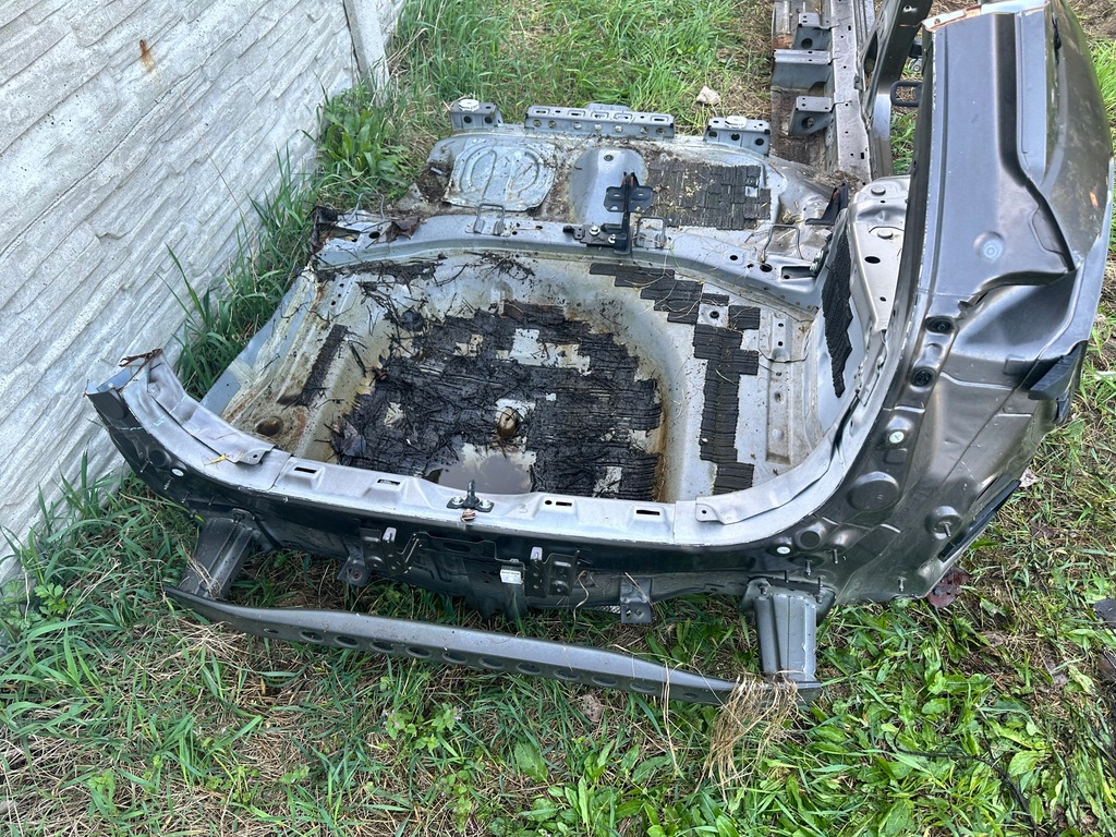 фото №5, Cx-3 крыло правый задний порог длинный