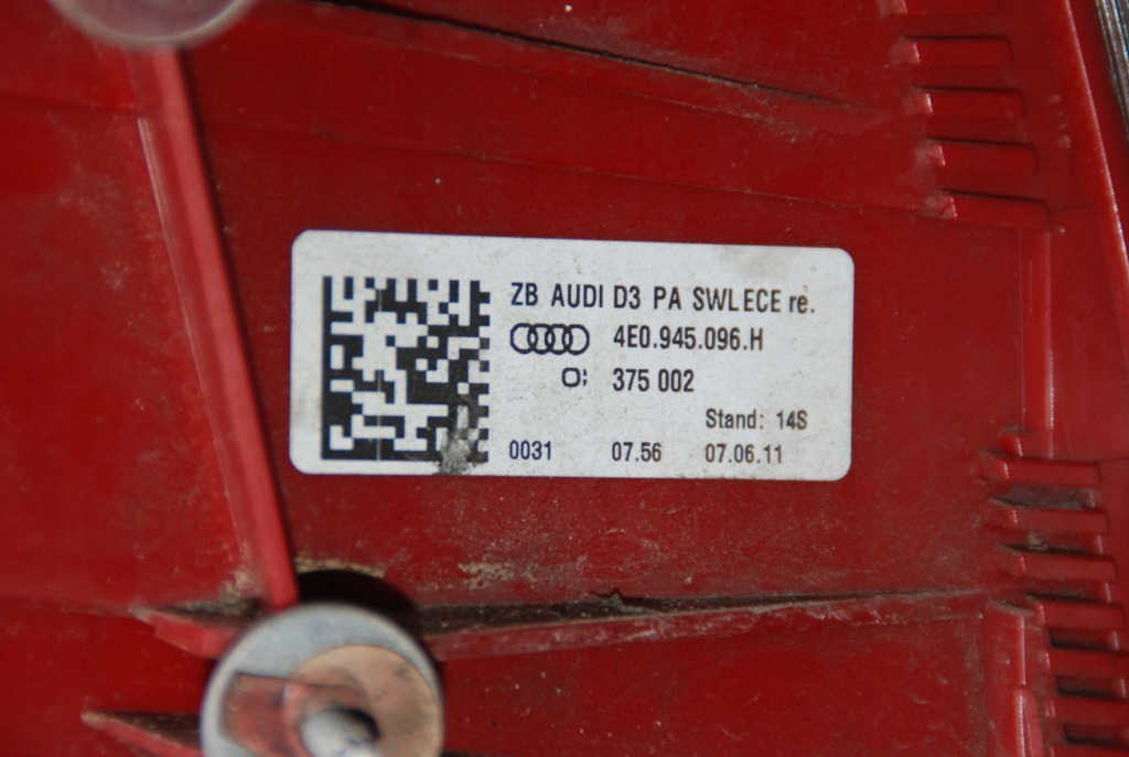 Фара led l / p задній w крила audi a8 d3 2 рестайлінг Зі Шроту