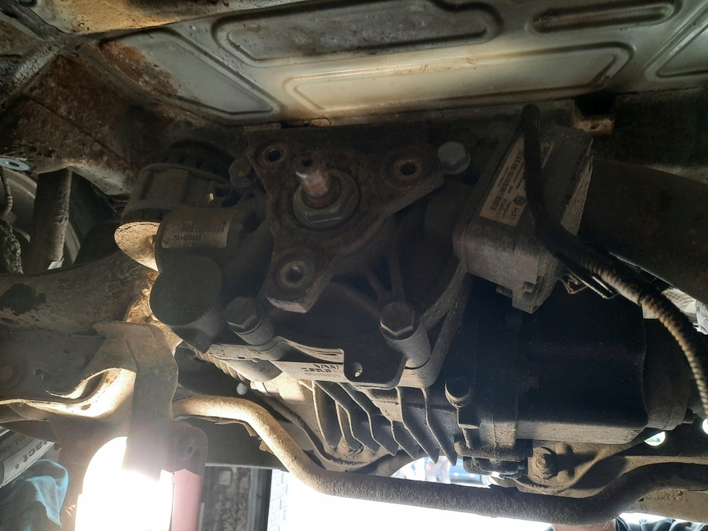 Задняя  мост дифференциал volkswagen passat b6 1,9 tdi Киев
