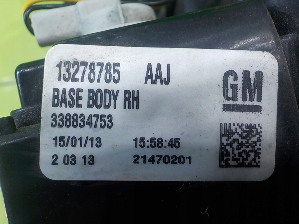 Opel zafira c 2.0 cdti aut 13r 5d лампа права задній 13278785 Зі Шроту