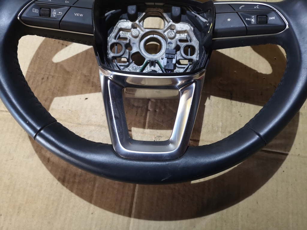 фото №5, Воздуховод audi q3 83a 18r- кожа