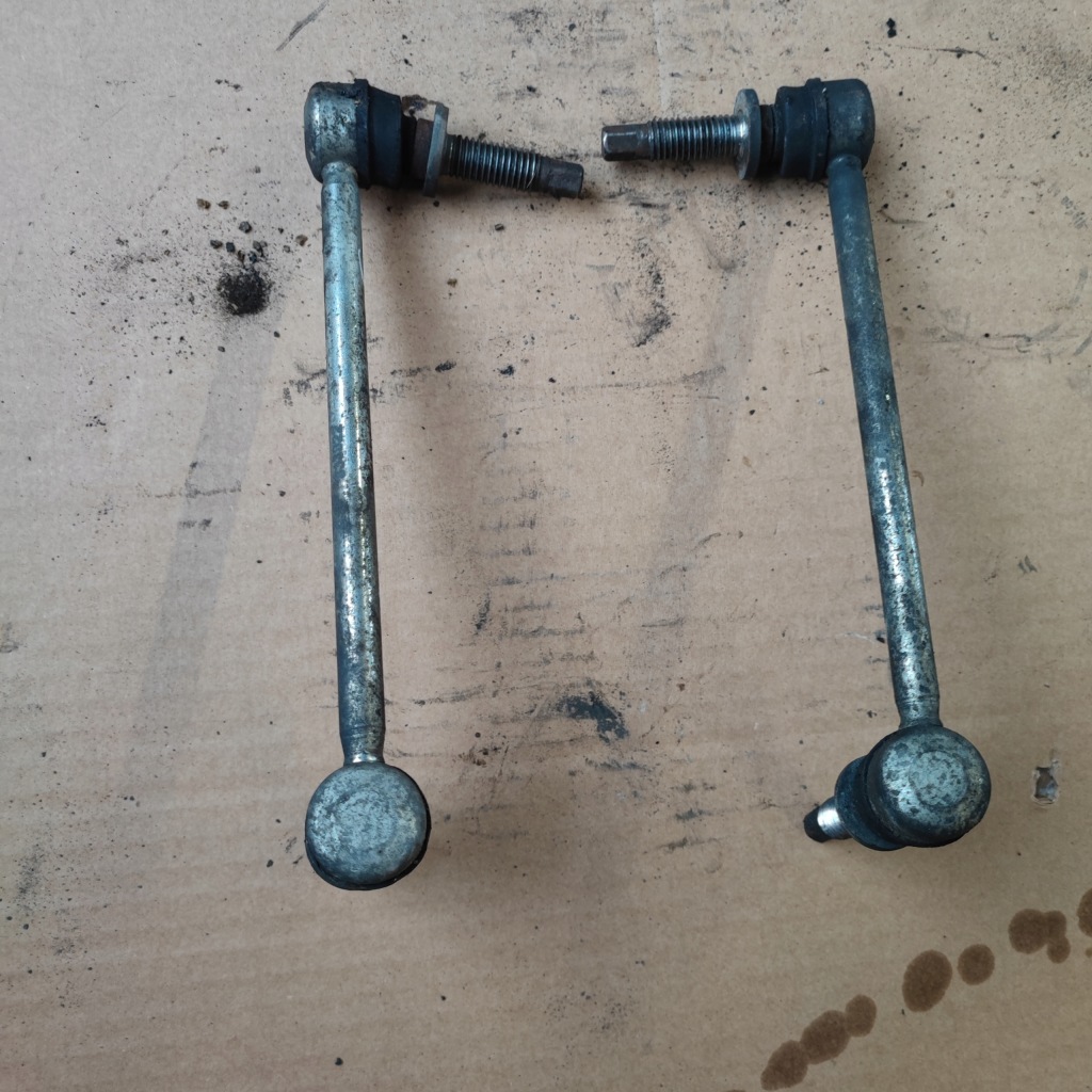 фото №1, Chrysler 300c 3.0 crd соединитель стабилизатора перед