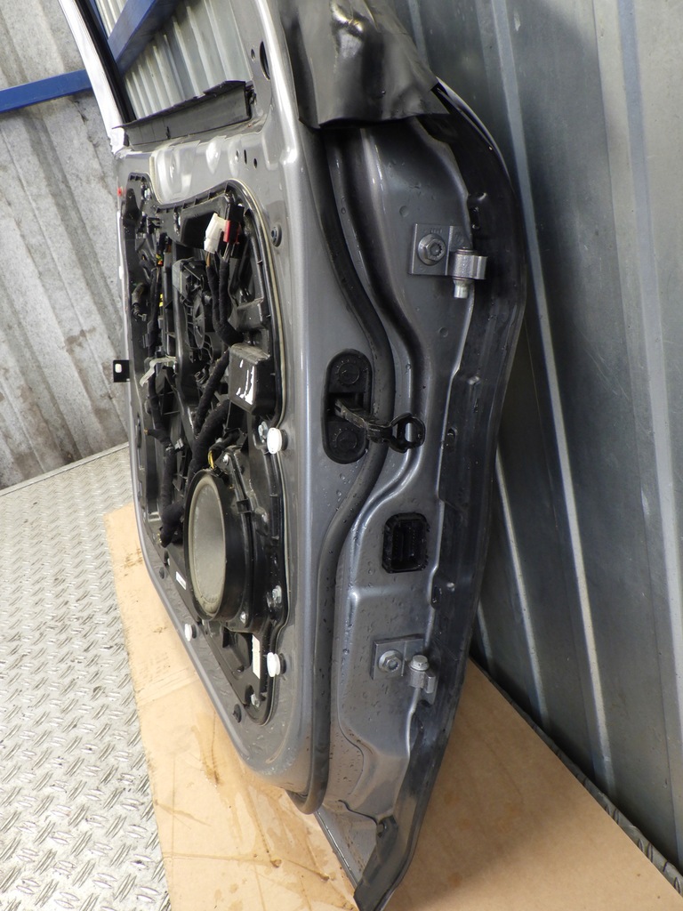 фото №10, Alfa romeo stelvio дверь левый перед полный