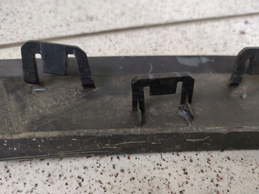 фото №6, Молдинг крыла задняя левая сторона jeep cherokee kl 2014 68210317ab