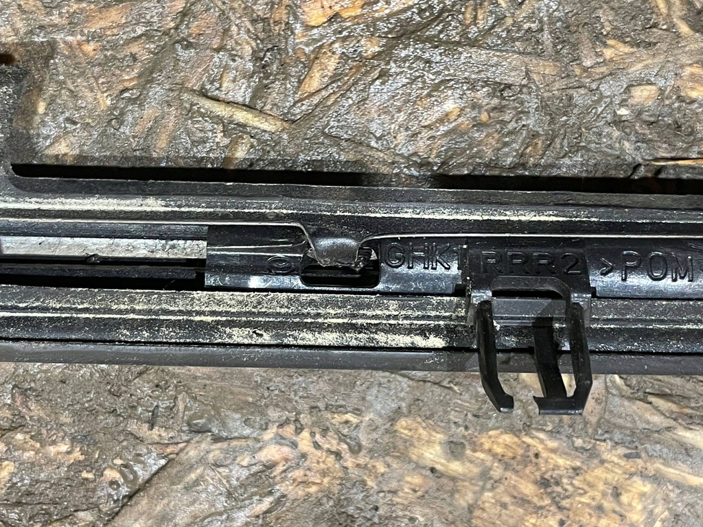 фото №8, Mazda 6 gj iii 3 12-24 sedan прокладка молдинг уплотнитель дверь правое задняя