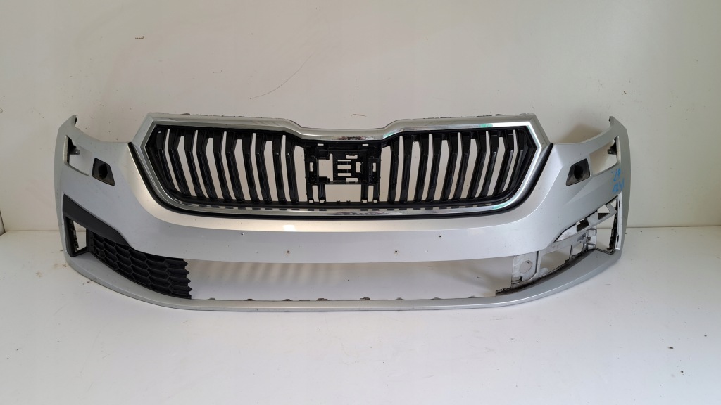 фото №1, Бампер перед skoda kodiaq lift 21- 565 решётка радиатора