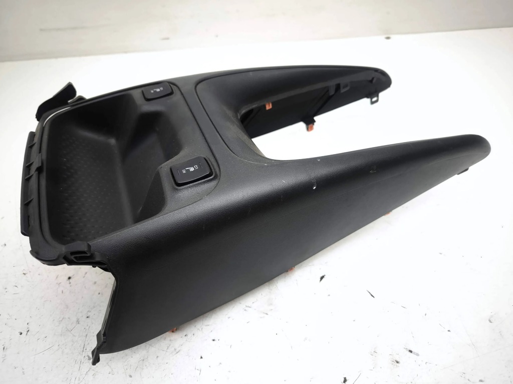 фото №10, Toyota corolla e210 e21 2021 декор тунель середнього