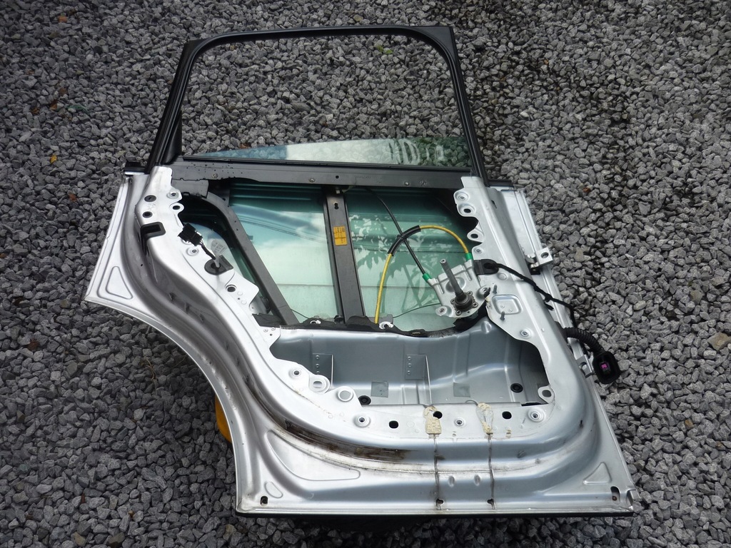 фото №13, Двері лівий задня audi a2 ly7w bez фарбування ładne