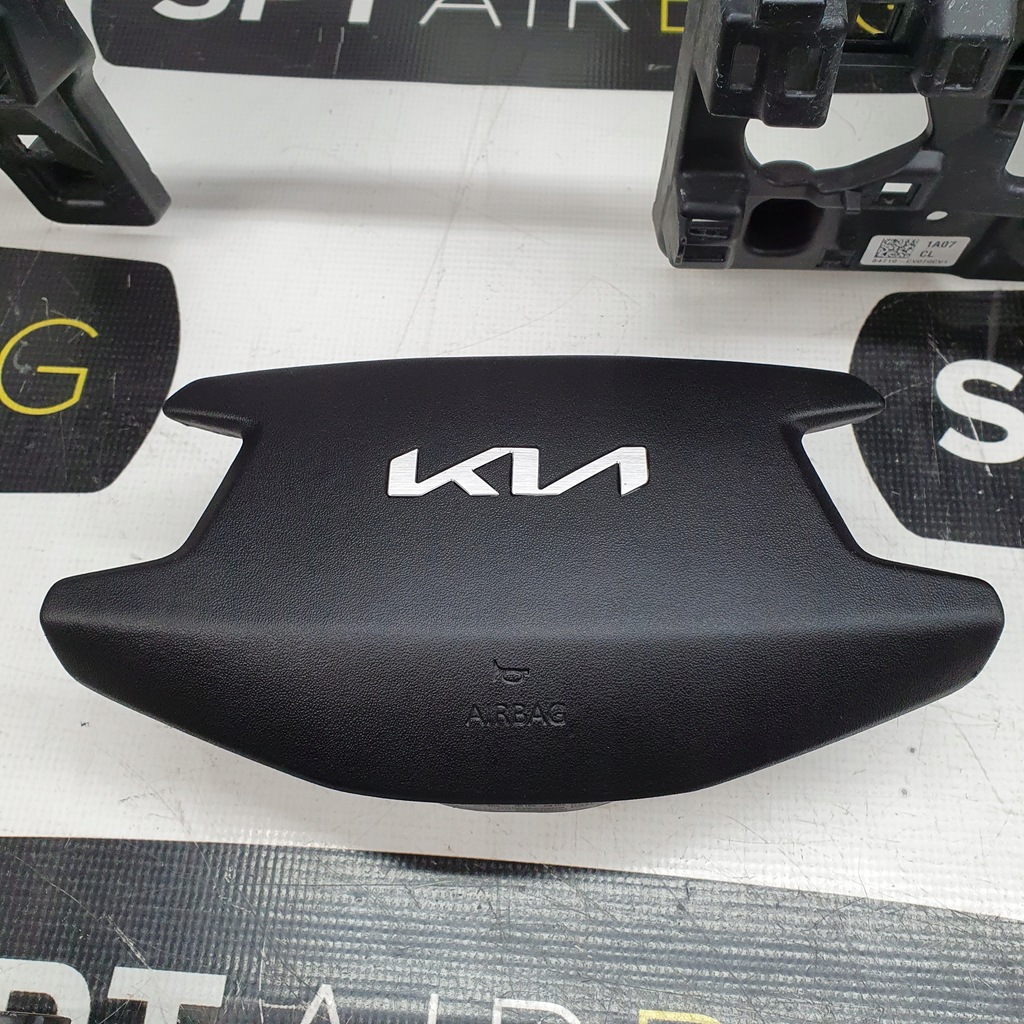 фото №11, Ev6 приборная панель консоль подушки безопасности ремни подушка безопасности