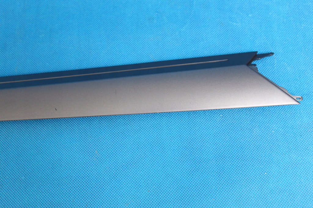 фото №4, Vw t-roc cabrio молдинг led дверь правый перед 2gc858066b 2021r